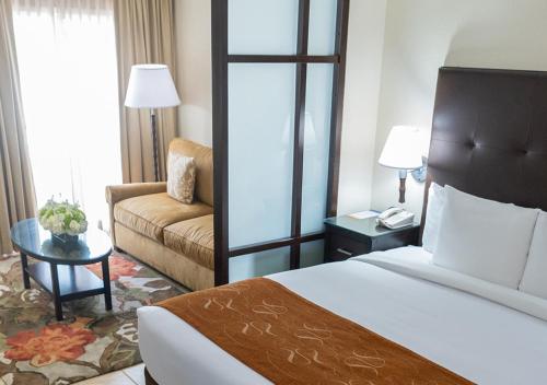 Comfort Suites Paradise Island