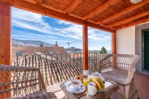 The Wine Lodges